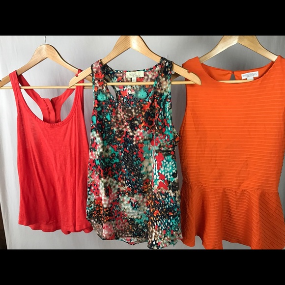 Lot 3 Tops - Banana Republic - Olive &Oak - Bisou - Picture 1 of 8